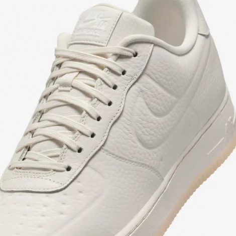 Кроссовки Nike AIR FORCE 1 '07 PRO-TECH WINTERIZED бежевые FB8875-003