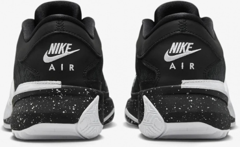 Кросівки баскетбольні Nike ZOOM FREAK 5 чорно-білі DX4985-003