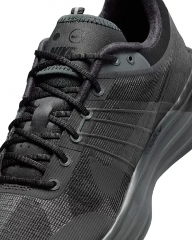 Кроссовки Nike LUNAR ROAM черные DV2440-002