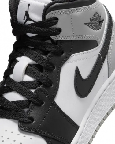 Кросівки підліткові Nike AIR JORDAN 1 MID (GS) біло-чорно-сірі DQ8423-101