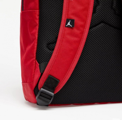 Рюкзак Nike JORDAN AIR SCHOOL BACKPACK WITH PENCIL CASE красный 9B0503-R78