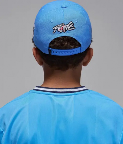 Кепка подростковая Nike JORDAN CURVED BRIM голубая 9A9086-B9F