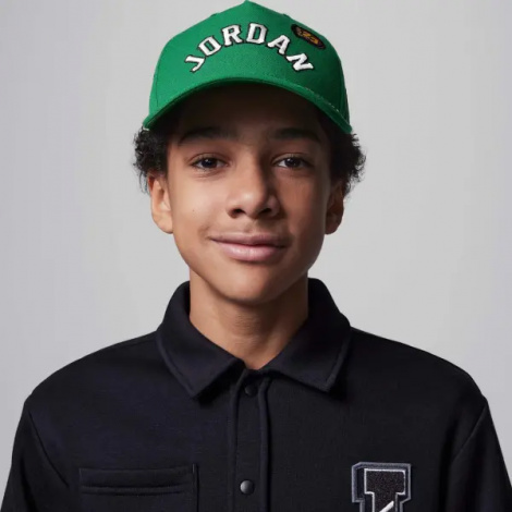 Кепка підліткова Nike JORDAN SIGNATURE CURVED BRIM зелена 9A9028-E1P