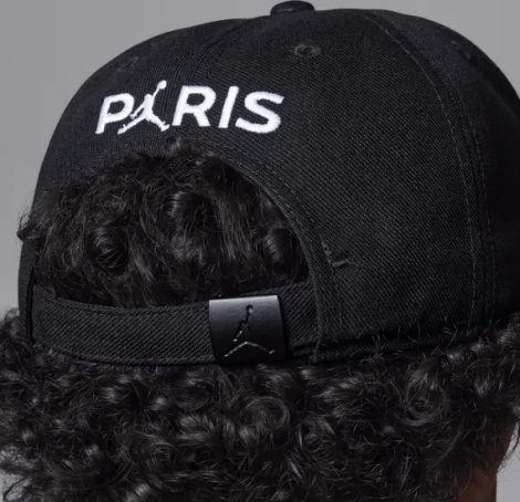 Кепка подростковая Nike JORDAN PARIS SAINT-GERMAIN черная 9A0999-023