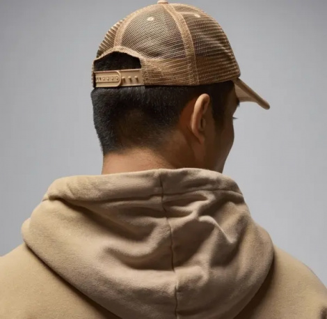 Кепка подростковая Nike JORDAN FOAM TRUCKER светло-коричневая 9A0940-J34