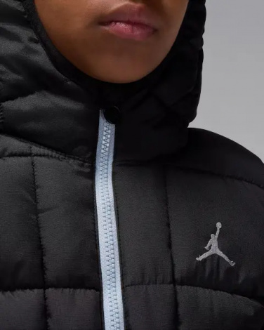 Куртка підліткова Nike JORDAN ESSENTIAL MIDWEIGHT PUFFER чорна 95F009-023