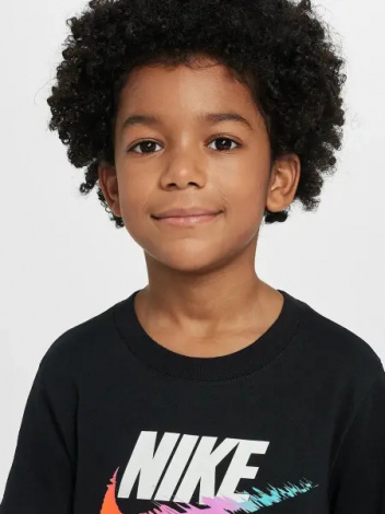 Футболка детская Nike BRANDMARK SWOOSH черная 86M843-023