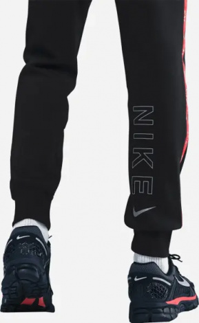 Спортивный костюм Nike SPORTSWEAR черно-красный IH4285-010__IH4287-010