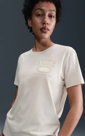 Футболка женская Nike SPORTSWEAR CLUB бежевая IB2447-104