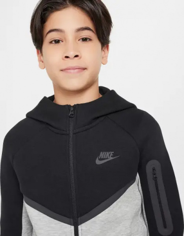 Спортивний костюм підлітковий Nike SPORTSWEAR TECH FLEECE чорно-сірий HV5867-064__HV5869-012