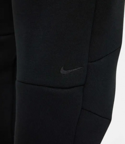 Спортивний костюм підлітковий Nike SPORTSWEAR TECH FLEECE чорно-сірий HV5867-064__HV5869-012