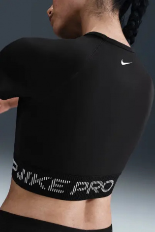 Топ женский Nike PRO DRI-FIT SHORT-SLEEVE CROPPED черный HV3673-010