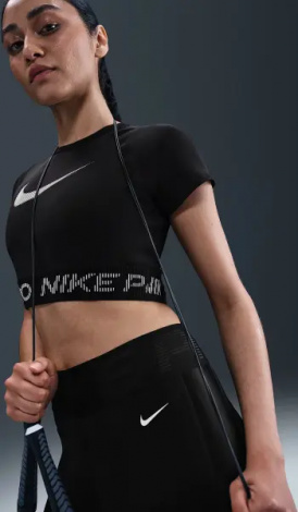 Топ женский Nike PRO DRI-FIT SHORT-SLEEVE CROPPED черный HV3673-010