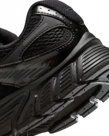 Кроссовки женские Nike V5 RNR черные HQ7901-001