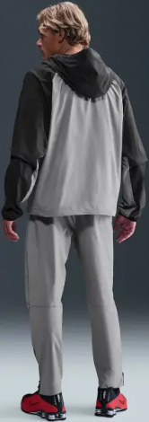 Вітровка Nike PARIS SAINT-GERMAIN TECH WINDRUNNER сіро-темно-сіра HQ4981-060