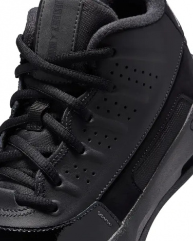 Кроссовки подростковые Nike JORDAN MAX AURA 7 (GS) черные HQ2089-001