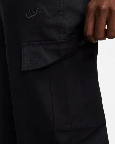 Спортивные штаны Nike CLUB CARGO черные FZ5765-010