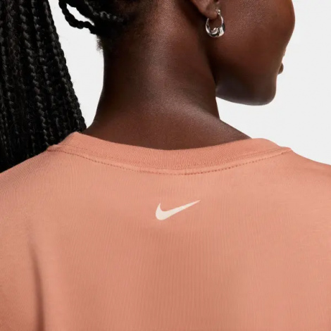 Футболка женская Nike SPORTSWEAR CROPPED персиковая FZ4635-212