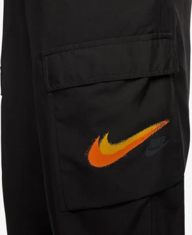 Спортивные штаны Nike SPORTSWEAR WOVEN CARGO черные FQ7162-010