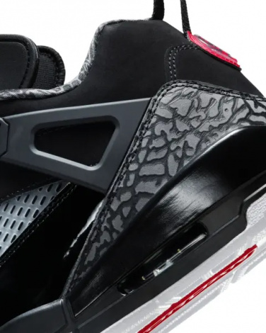 Кроссовки Nike JORDAN SPIZIKE LOW черно-красно-зеленые FQ1759-060