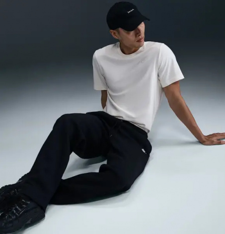 Спортивні штани Nike CLUB OPEN-HEM FLEECE чорні FN3730-010