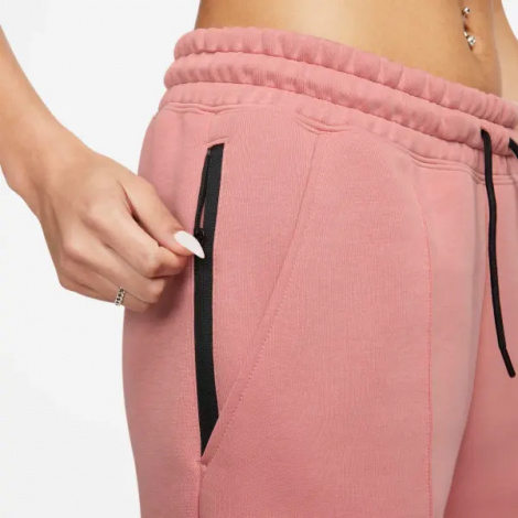 Спортивный костюм женский Nike SPORTSWEAR TECH FLEECE светло-розовый FB8338-618__FB8330-618