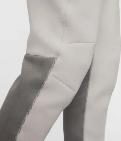 Спортивный костюм Nike SPORTSWEAR TECH FLEECE светло-серо-серый FB7921-014__FB8002-014