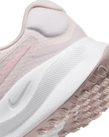 Кроссовки беговые женские Nike REVOLUTION 7 светло-розовые FB2208-600