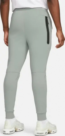 Спортивний костюм Nike SPORTSWEAR TECH FLEECE LIGHTWEIGHT світло-зелений DX0822-330__DX0826-330