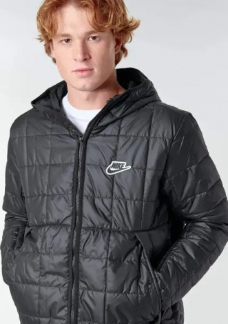 Куртка Nike SPORTSWEAR THERMA-FIT LEGACY черная DV2932-010