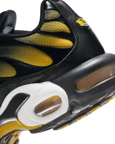 Кросівки Nike AIR MAX PLUS чорно-жовто-білі DM0032-013