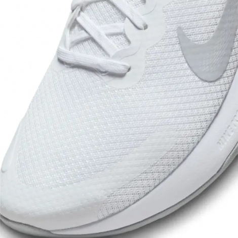 Кроссовки беговые Nike RENEW RIDE 3 бело-светло-серые DC8185-101