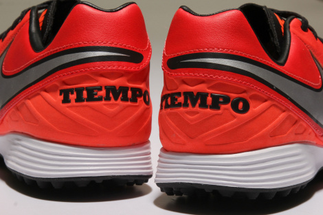Сороконожки Nike Tiempo Mystic V TF
