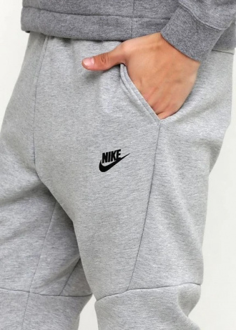 Спортивные штаны Nike NSW Tech Fleece Jogger серые 805162-063