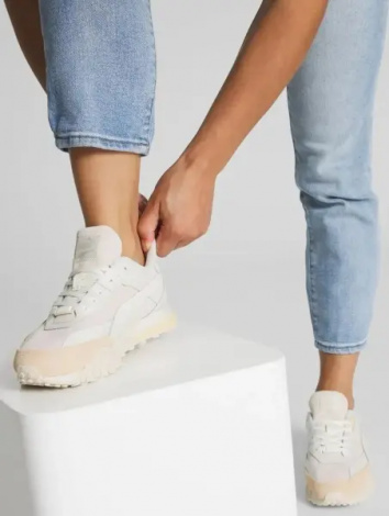 Кроссовки женские Puma BLACKTOP RIDER бежевые 397090-01