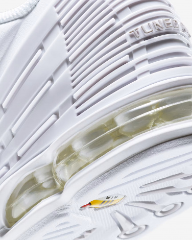 Кроссовки Nike Air Max Plus Iii