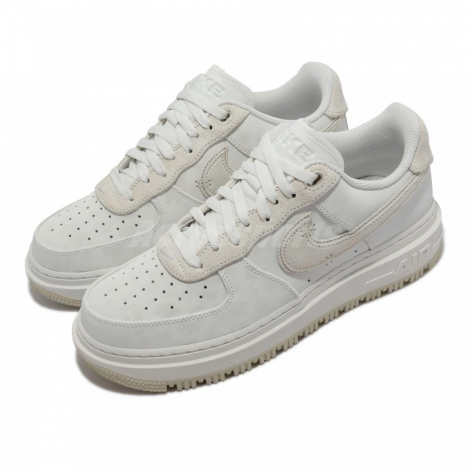 Кроссовки Nike Air Force Luxe