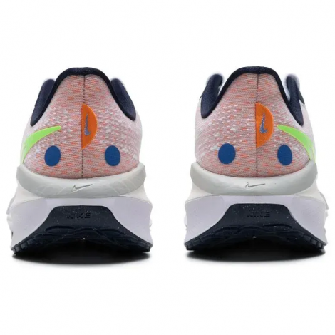 Кросівки Nike Vomero 17