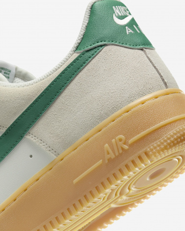 Кросівки Nike Air Force 1 07 Lv8