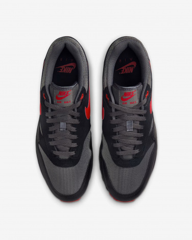 Кросівки Nike Air Max 1 Ess