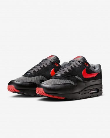 Кросівки Nike Air Max 1 Ess