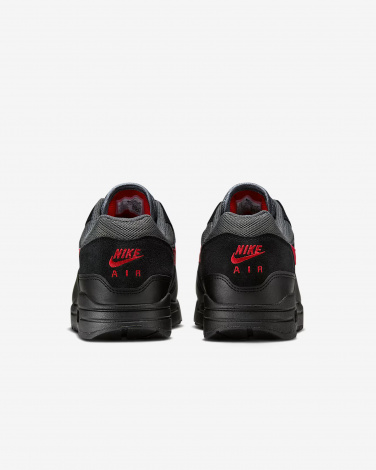 Кросівки Nike Air Max 1 Ess