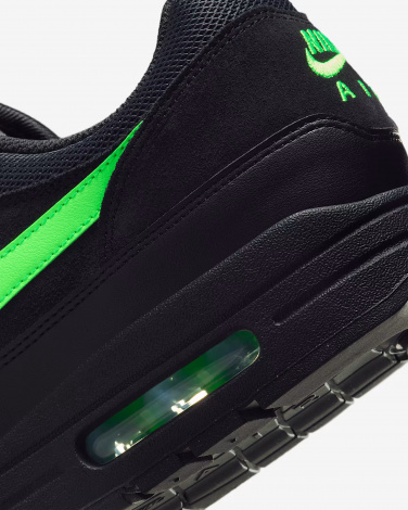 Кросівки Nike Air Max 1 Ess