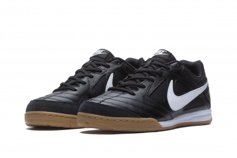 Кросівки Nike Gato