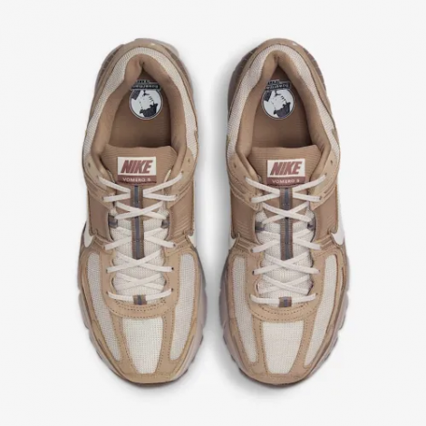 Кросівки Nike Zoom Vomero 5