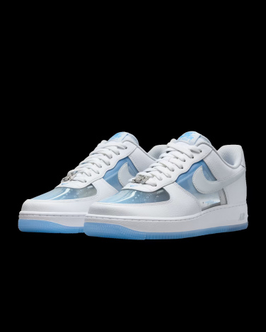 Кросівки Nike Air Force 1 Retro Qs