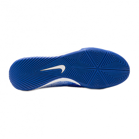 Футзалки Nike Phantom Venom Academy Ic