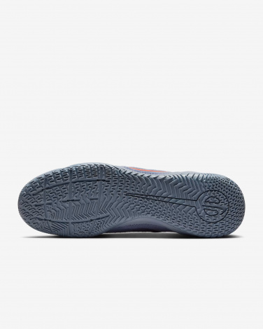 Бутсы Nike Legend 10 Academy Ic