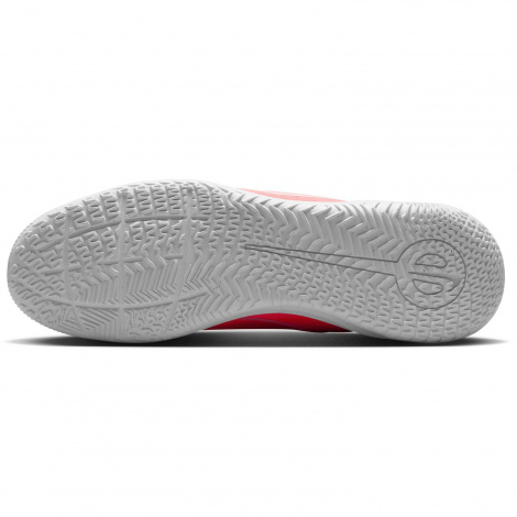 Бутсы Nike Legend 10 Club Ic