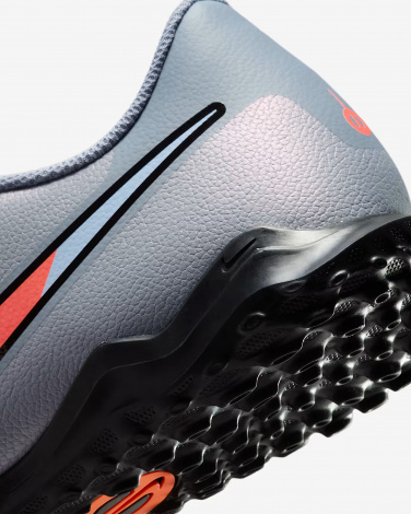 Бутси Nike Legend 10 Club Tf